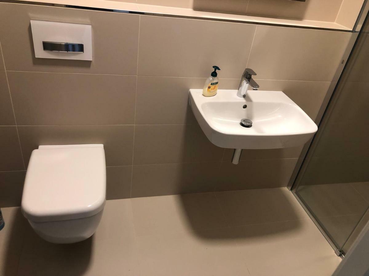 Luxury Apartment With Private Garden Prag Exteriör bild